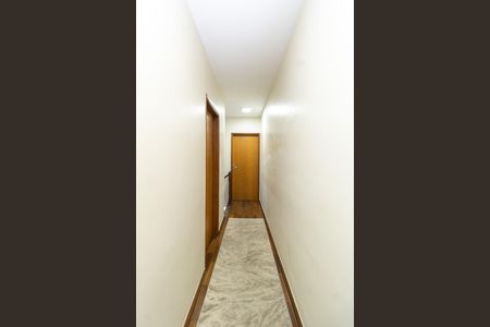 Casa à venda com 190m², 3 quartos e 5 vagasCorredor