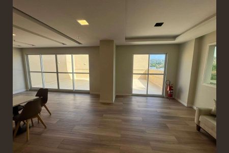 Apartamento à venda com 68m², 2 quartos e 1 vaga