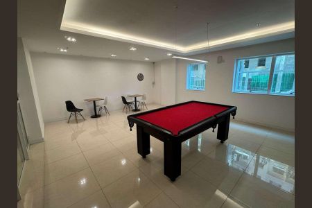 Apartamento à venda com 68m², 2 quartos e 1 vaga