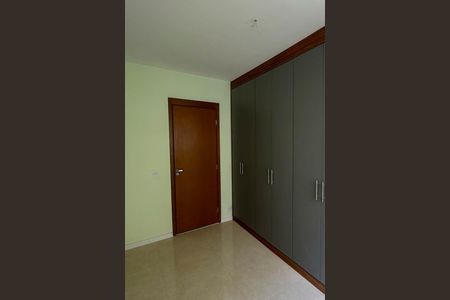 Apartamento à venda com 68m², 2 quartos e 1 vaga