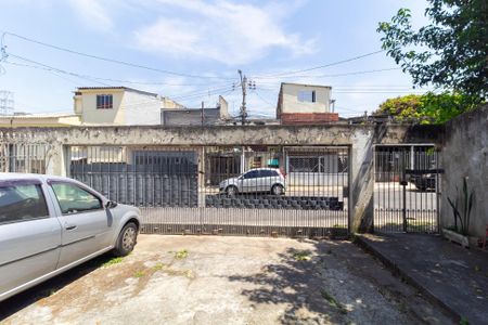 Casa à venda com 275m², 3 quartos e 6 vagas Casa à venda com 275m², 3 quartos e 6 vagasGaragem
