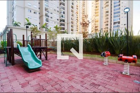 Apartamento à venda com 154m², 3 quartos e 3 vagas Apartamento à venda com 154m², 3 quartos e 3 vagasÁrea comum - Playground