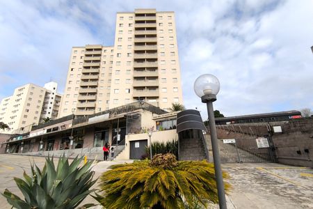 Apartamento à venda com 62m², 2 quartos e 1 vaga Apartamento à venda com 62m², 2 quartos e 1 vagaFachada