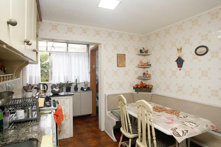 Apartamento para alugar com 150m², 3 quartos e sem vagaCozinha