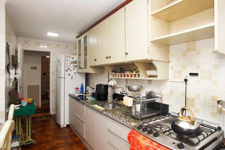 Apartamento para alugar com 150m², 3 quartos e sem vagaCozinha