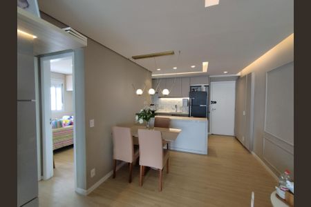 Apartamento à venda com 68m², 2 quartos e 1 vaga Apartamento à venda com 68m², 2 quartos e 1 vagaSala