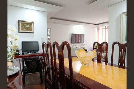 Apartamento à venda com 120m², 3 quartos e 1 vagaSala de jantar