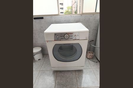 Apartamento à venda com 120m², 3 quartos e 1 vagaÁrea de Serviço