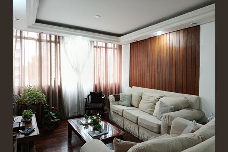 Apartamento à venda com 120m², 3 quartos e 1 vagaSala de estar