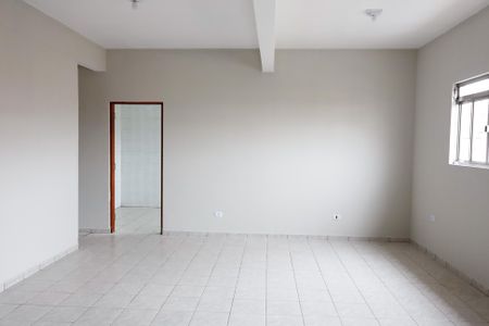 Sala de casa para alugar com 2 quartos, 200m² em Vila Yolanda, Osasco