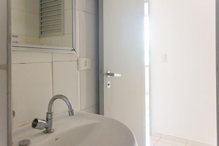 Banheiro de apartamento à venda com 1 quarto, 54m² em Barra Funda, São Paulo