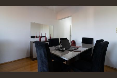 Apartamento à venda com 57m², 2 quartos e 1 vagaSala