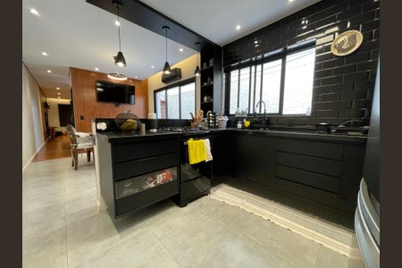 Casa à venda com 125m², 4 quartos e 2 vagasCozinha