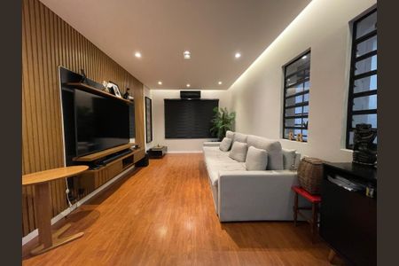 Sala de casa à venda com 4 quartos, 125m² em Vila Antonio, São Paulo