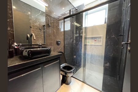 Casa à venda com 125m², 4 quartos e 2 vagasBanheiro da Suíte