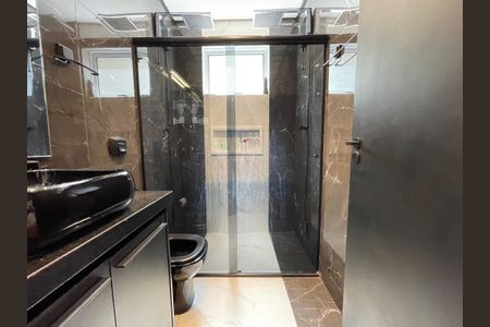 Casa à venda com 125m², 4 quartos e 2 vagasBanheiro da Suíte