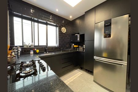 Casa à venda com 125m², 4 quartos e 2 vagasCozinha