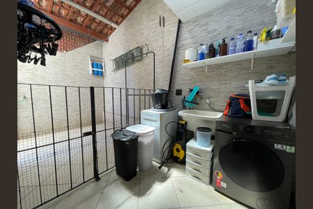 Casa à venda com 125m², 4 quartos e 2 vagasÁrea de Serviço