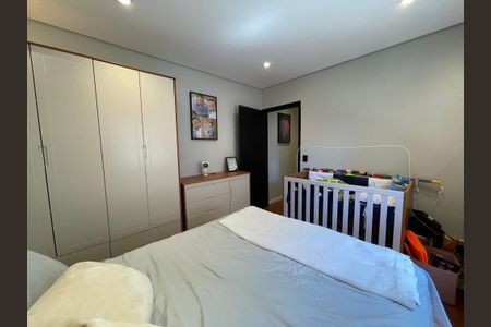 Casa à venda com 125m², 4 quartos e 2 vagasQuarto 1