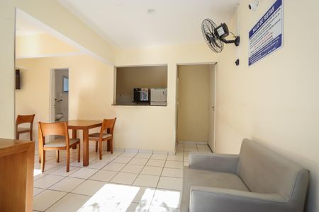 Apartamento à venda com 42m², 2 quartos e 1 vagaÁrea comum - Salão de festas