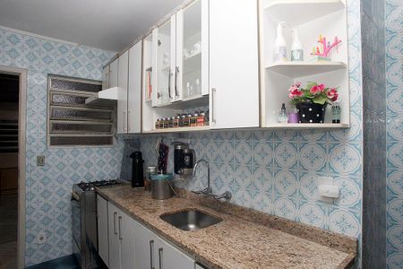 Casa à venda com 350m², 3 quartos e 3 vagasCozinha