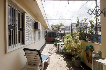 Casa à venda com 350m², 3 quartos e 3 vagasQuintal