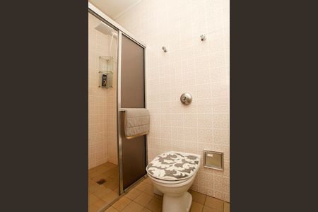 Casa à venda com 350m², 3 quartos e 3 vagasBanheiro 2