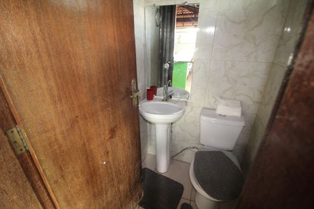 Casa para alugar com 511m², 5 quartos e 4 vagasBanheiro da Área gourmet