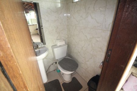 Casa para alugar com 511m², 5 quartos e 4 vagasBanheiro da Área gourmet