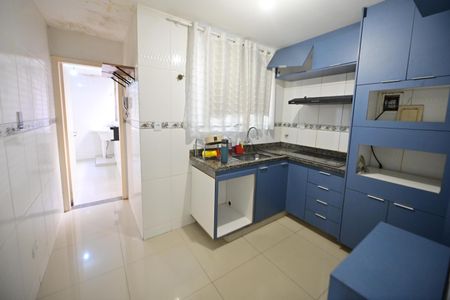 Apartamento para alugar com 130m², 4 quartos e 1 vagaCozinha