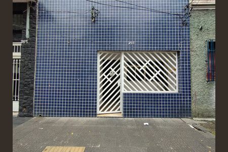 Fachada de casa para alugar com 3 quartos, 185m² em Aclimação, São Paulo