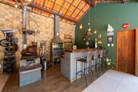 Casa de condomínio à venda com 492m², 5 quartos e 4 vagas Casa de condomínio à venda com 492m², 5 quartos e 4 vagasÁrea comum