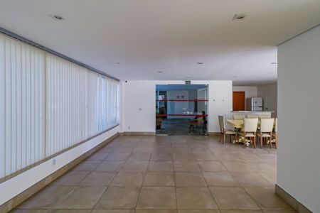 Apartamento para alugar com 80m², 2 quartos e 1 vagaÁrea comum - Salão de festas