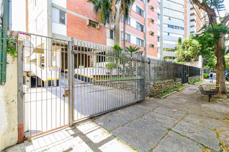 Apartamento para alugar com 80m², 2 quartos e 1 vagaFachada