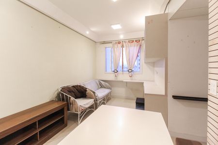 Sala de apartamento para alugar com 2 quartos, 44m² em Jardim Helena, São Paulo