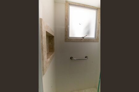 Apartamento à venda com 90m², 2 quartos e 1 vaga Apartamento à venda com 90m², 2 quartos e 1 vagaBanheiro da Suíte