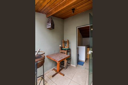 Casa à venda com 163m², 3 quartos e 3 vagas Casa à venda com 163m², 3 quartos e 3 vagasCobertura