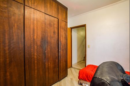 Casa à venda com 163m², 3 quartos e 3 vagas Casa à venda com 163m², 3 quartos e 3 vagasQuarto 1