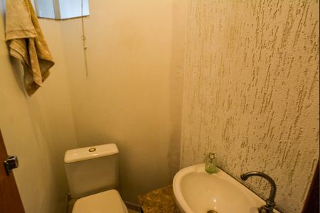 Casa à venda com 163m², 3 quartos e 3 vagas Casa à venda com 163m², 3 quartos e 3 vagasLavabo