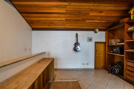 Casa à venda com 163m², 3 quartos e 3 vagas Casa à venda com 163m², 3 quartos e 3 vagasSala 2