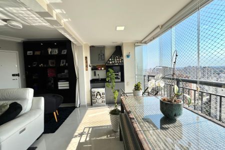 Apartamento à venda com 81m², 2 quartos e 2 vagasVaranda da Sala
