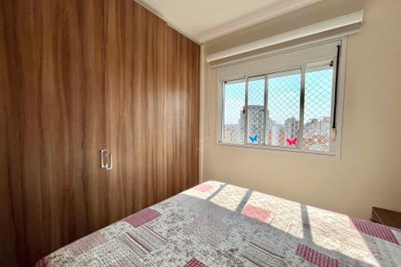 Apartamento à venda com 81m², 2 quartos e 2 vagasSuíte