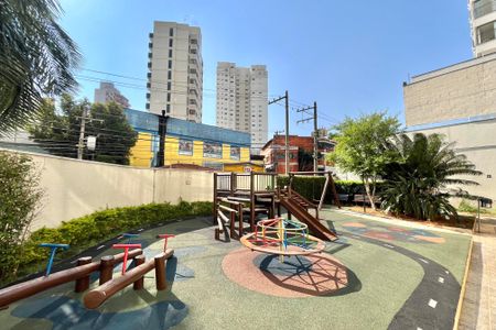 Apartamento à venda com 81m², 2 quartos e 2 vagasÁrea comum - Playground