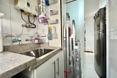 Apartamento à venda com 81m², 2 quartos e 2 vagasÁrea de Serviço