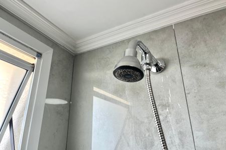 Apartamento à venda com 81m², 2 quartos e 2 vagasBanheiro da Suíte