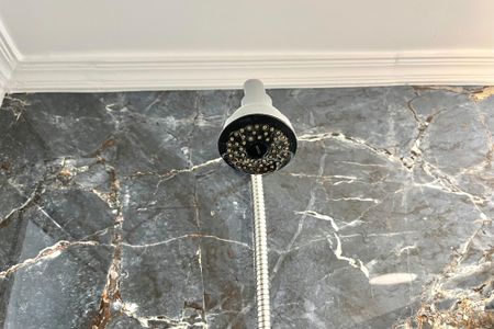 Apartamento à venda com 81m², 2 quartos e 2 vagasBanheiro Social