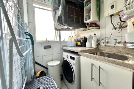 Apartamento à venda com 81m², 2 quartos e 2 vagasÁrea de Serviço