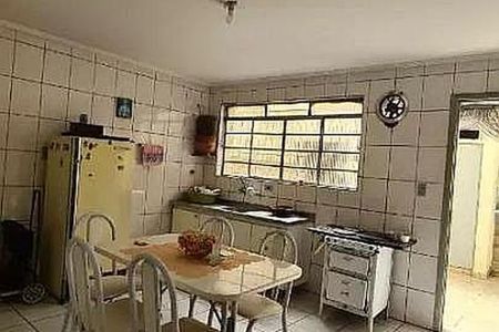 Casa à venda com 2 quartos, 121m² em Campestre, Santo André
