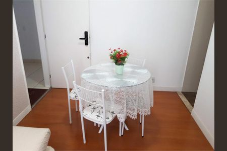 Apartamento à venda com 2 quartos, 48m² em Jardim Sabara, São Paulo