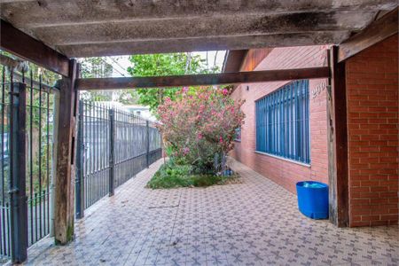 Casa à venda com 3 quartos, 140m² em Vila Campo Grande, São Paulo